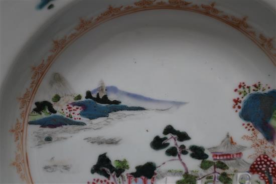 A Chinese export famille rose landscape soup plate, Qianlong period, diameter 23cm